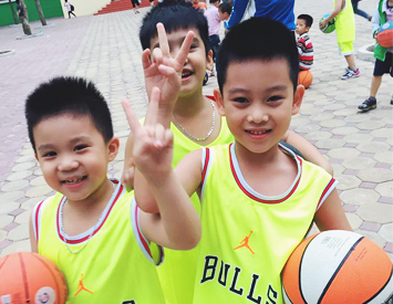 TRƯỜNG LIÊN CẤP LÔMÔNÔXỐP TÂY HÀ NỘI – TRIỂN KHAI CÂU LẠC BỘ