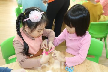 TRƯỜNG MẦM NON LÔMÔNÔXỐP TỔ CHỨC THÀNH CÔNG HOẠT ĐỘNG KIẾN TẬP