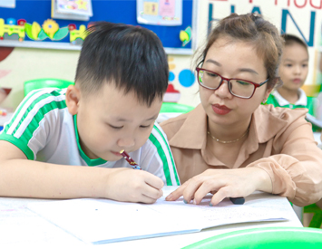 LOMOERS KHÁM PHÁ THẾ GIỚI ĐỘNG VẬT QUA TIẾT HỌC TIẾNG ANH NGÔN NGỮ ILA