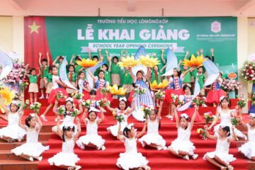 HỆ THỐNG LIÊN CẤP LÔMÔNÔXỐP TƯNG BỪNG CHÀO ĐÓN NĂM HỌC MỚI 2022 – 2023