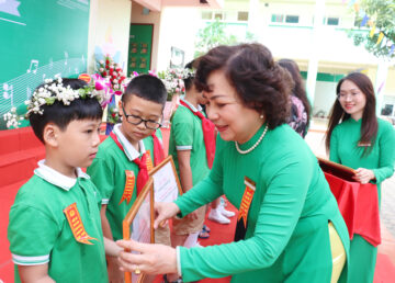 BIỂU PHÍ VÀ QUY ĐỊNH TÀI CHÍNH NĂM HỌC 2023 – 2024 TRƯỜNG TIỂU HỌC LÔMÔNÔXỐP