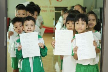 HỆ THỐNG LIÊN CẤP LÔMÔNÔXỐP TỔ CHỨC KHÁM SỨC KHỎE ĐẦU NĂM CHO HỌC SINH