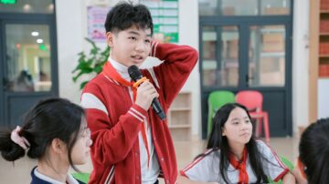 “BE YOURSELF: TÔN TRỌNG SỰ KHÁC BIỆT”